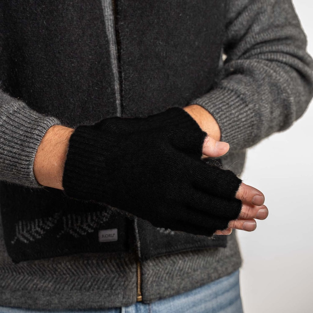 koru-accessories-ko50-black.jpg