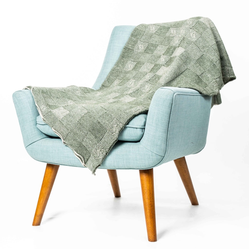 Jacquard Throw Merino Possum