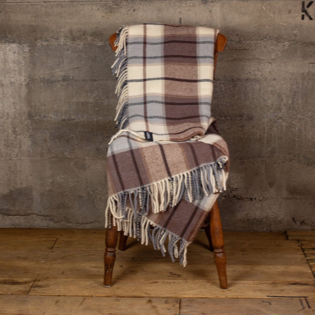 Palliser Ridge Lambs Wool Throw - Large Twill Check