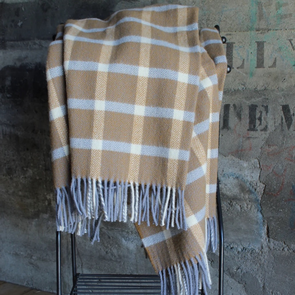 Palliser Ridge Lambs Wool Throw - Small Herringbone Check