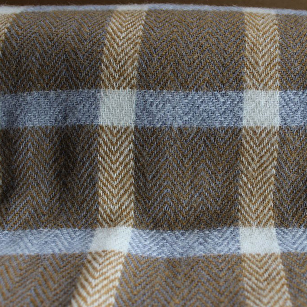 small herringbone check LUXURY LAMBSWOOL BLANKETS