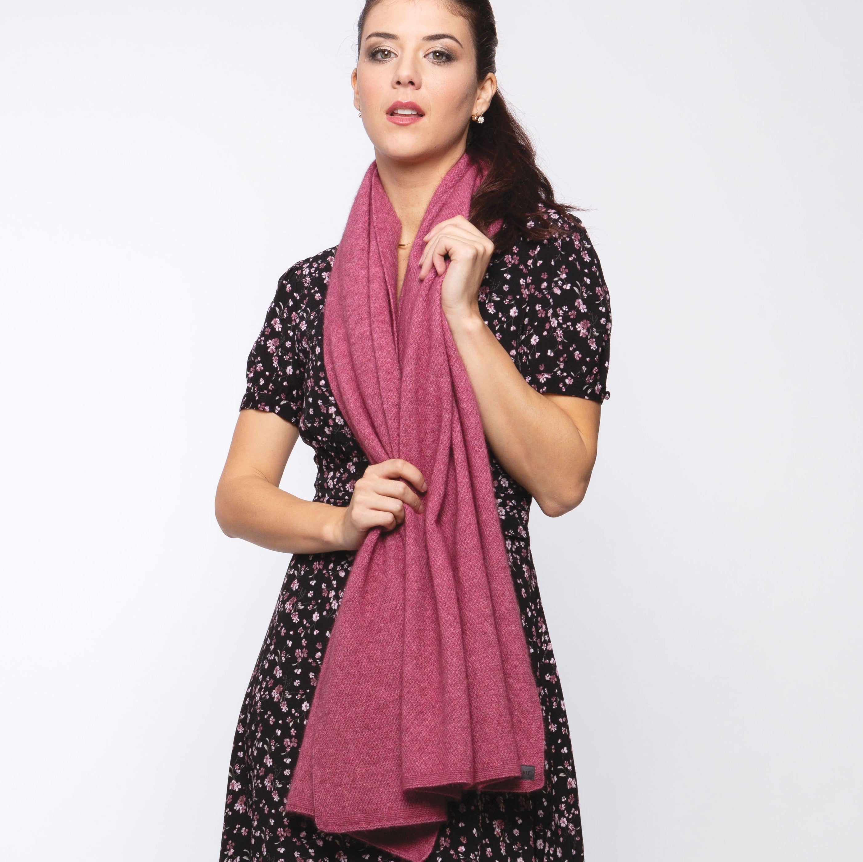 KORU MERINO POSSUM lightweight MOSS STITCH WRAP